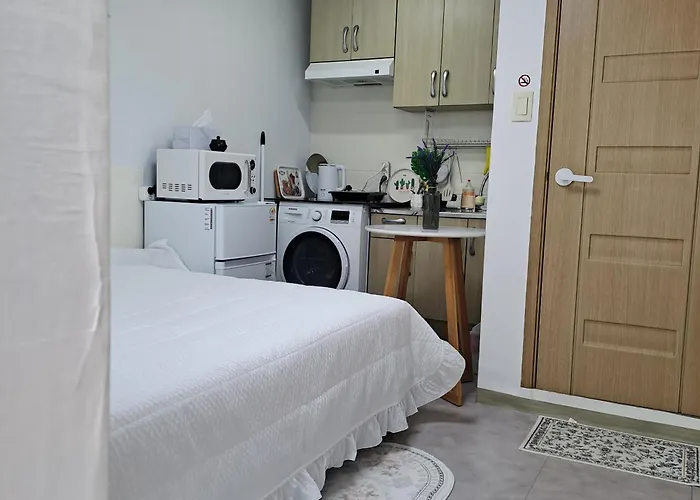 Our #2 Chungmuro Station Area Housing 2-person Hanok Village Villa